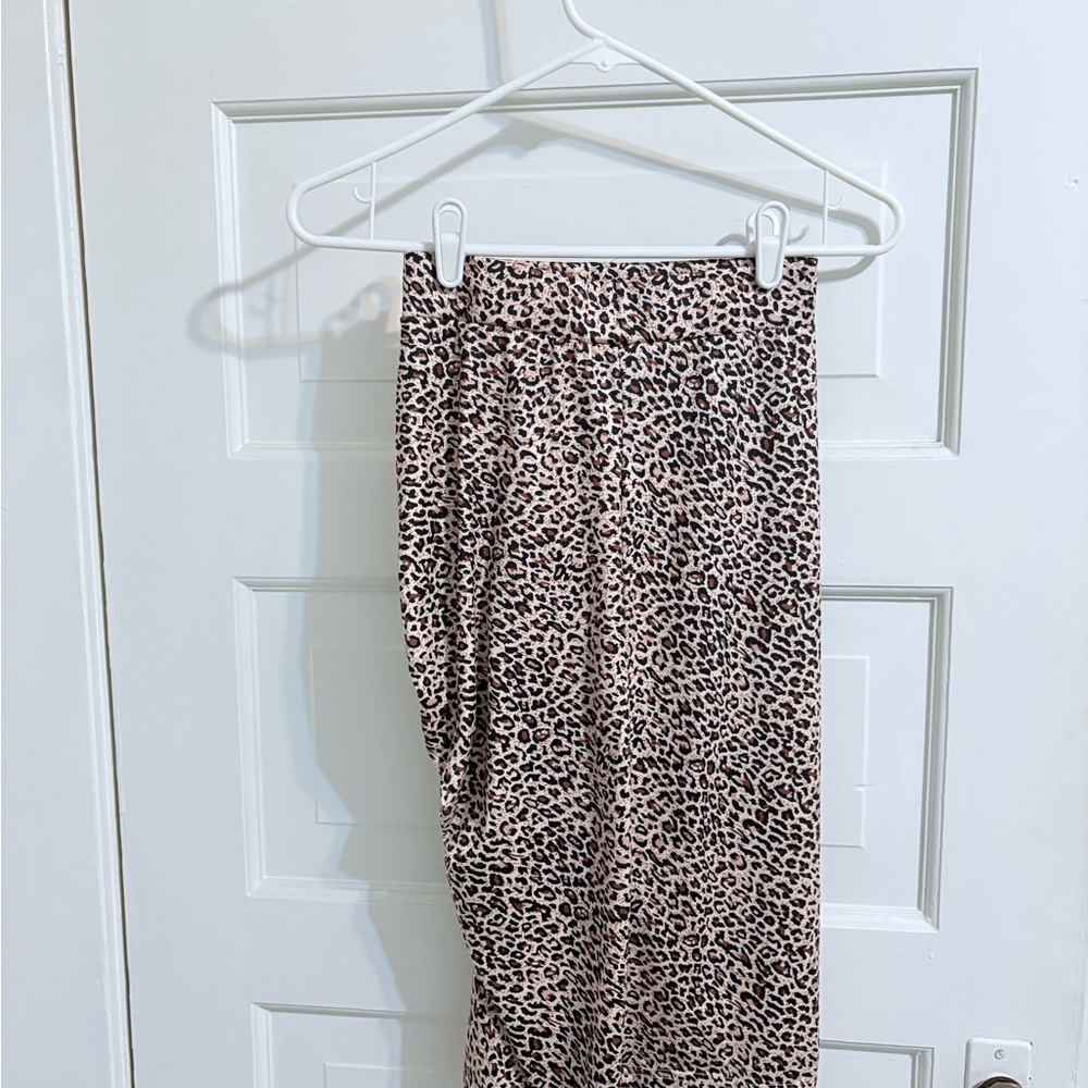 Leopard Print Ruched Skirt - Picture 2 of 2